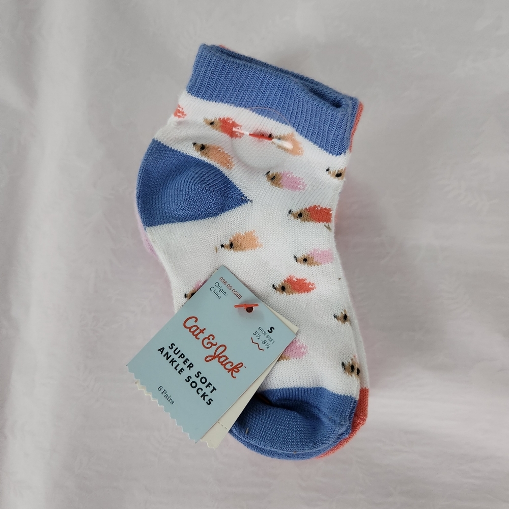 💕✨️NWT Cat & Jack girls ankle socks Small shoe size 5.5-8.5 pink white
